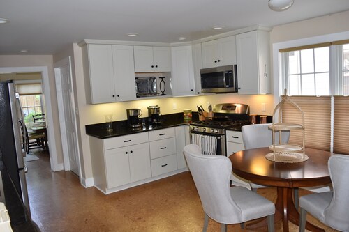 The Portside Manor - Queen Street Chestertown - Walking Distance to Downtown