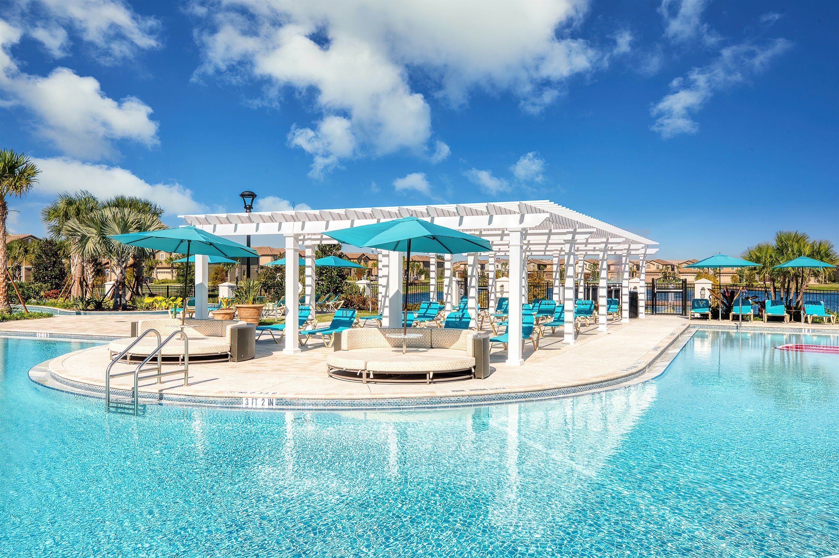 Et oppvarmet basseng