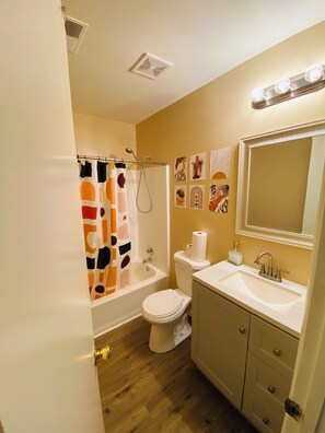 Towels, soap, shampoo, toilet paper