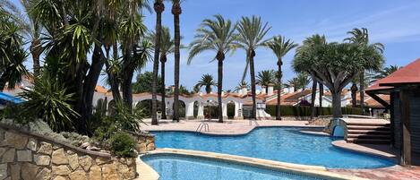 Alberca al aire libre