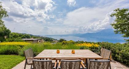 Fantastischer Blick Über den See