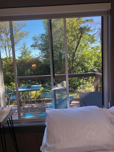 Oceanfront Shipping Container Studio Retreat | Nature Escape