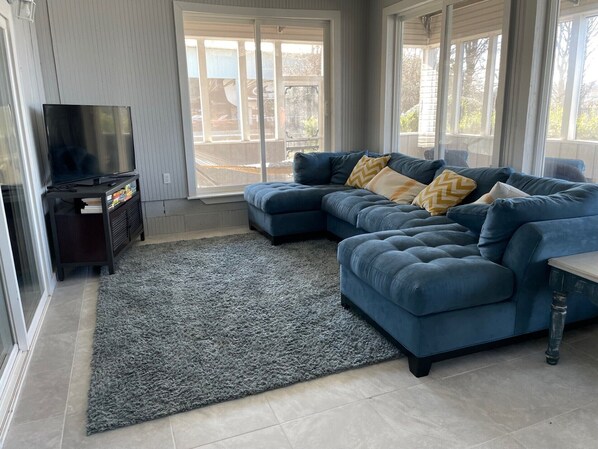 Älytelevisio, kirjoja