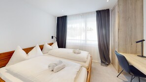 3 bedrooms, free WiFi, bed sheets