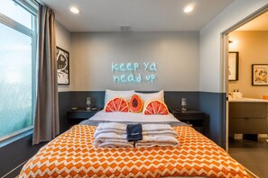 1 bedroom, desk, free WiFi, bed sheets