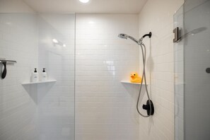 مجففات شعر، مناشف