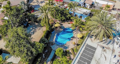 El Encanto Inn