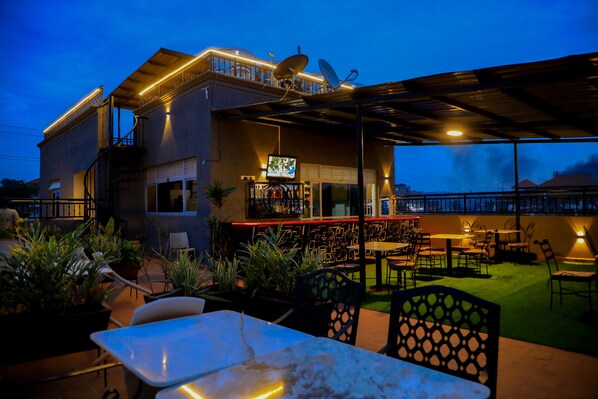 Grill-/Picknickplatz