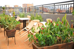 Exterior - Galaxy Motel (Kampala)