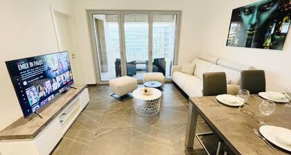 Luxury Flat with Parking & Large Terrace