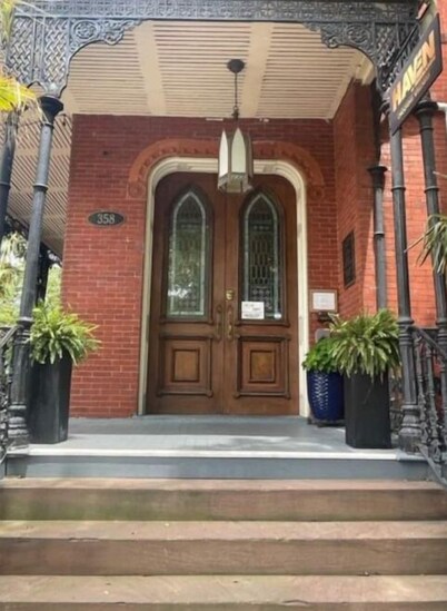 Historic private guest apartment