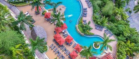 Piscine extérieure, piscine chauffée