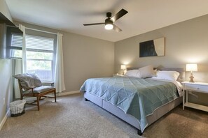 2 bedrooms, iron/ironing board, travel cot, WiFi