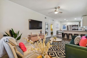 TV connectée, cheminée