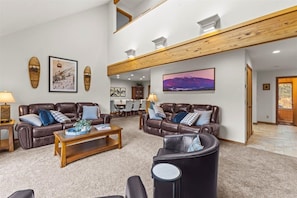 Peaceful townhome in sought-after Stowe location (8062) - Peaceful townhome in sought-after Stowe location (Stowe)