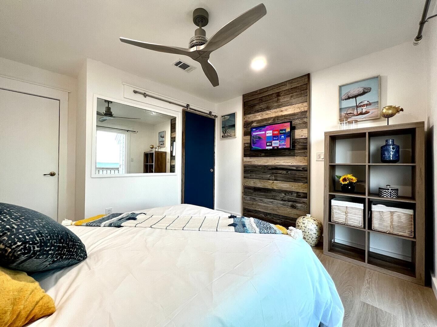 1 室のベッドルーム、WiFi (無料)、ベッドシーツ