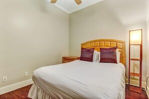 1 Schlafzimmer, WLAN, Bettwäsche