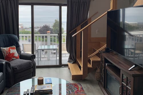 Deluxe Condo, Ocean View | Water view