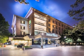 Exterior - Danube Plaza Hotel (Ruse)
