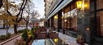 Danube Plaza Hotel