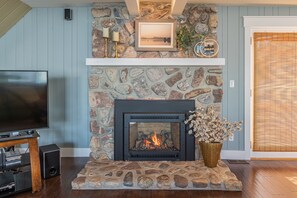 Interior - Beautifully updated home on the bay and golf course with dock and raised deck! (Sodus Point)