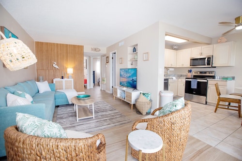 Whispering Palms- Waterfront Condo on Sanibel Island