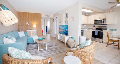 Whispering Palms- Waterfront Condo on Sanibel Island