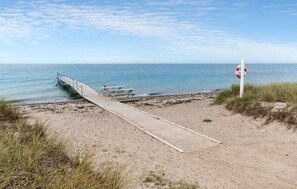 Vlak bij het strand, vissen