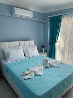 Classic Double Room | In-room safe, laptop workspace, blackout curtains, soundproofing - Marquis Blue Hotel (Kas)