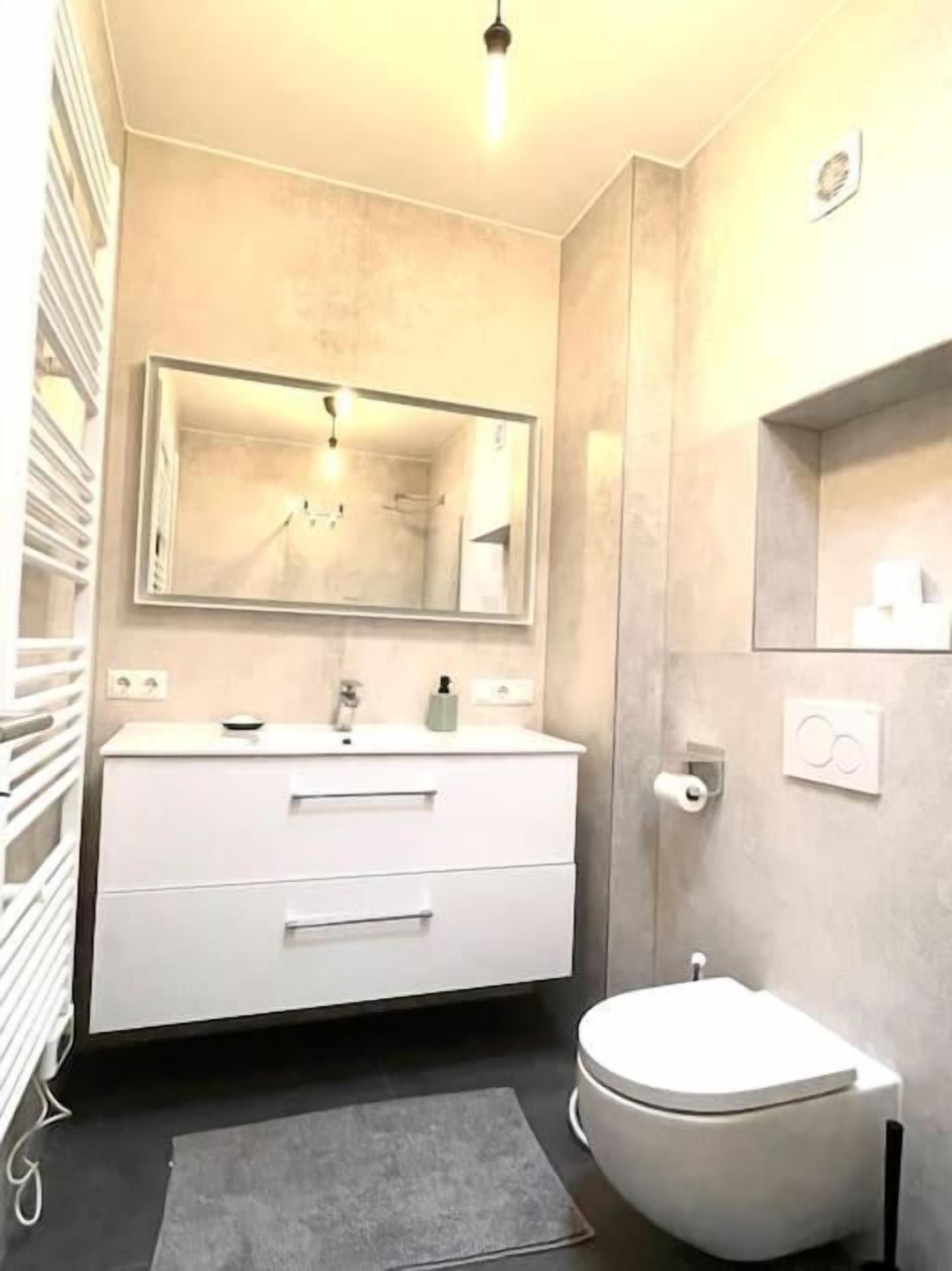 Penthouse 3 Bedrooms- Garden in Center