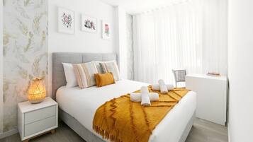 2 bedrooms, iron/ironing board, travel crib, internet