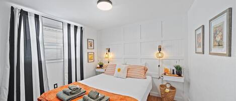 2 chambres, fer et planche Ă repasser, Wi-Fi, literie fournie