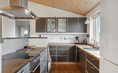 2 bedroom awesome home in Give