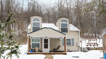 House (2 Bedrooms) | Property amenity