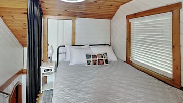 House (2 Bedrooms) | Property amenity