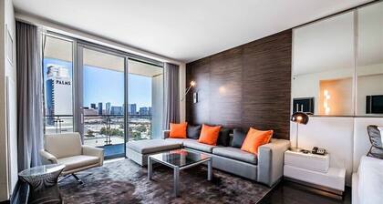 StripView Studio Suite Condo w Balcony