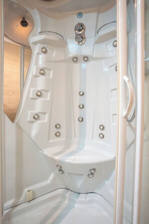 Badekar, hårtørrer