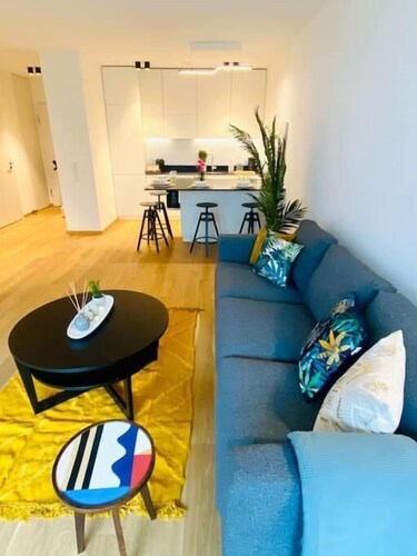 Luxury Brand New Flat w. Terrace&Parking