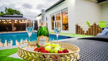 Outdoor pool, a heated pool