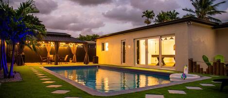 Outdoor pool, a heated pool