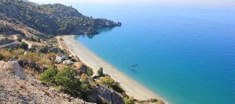 Precioso Piso Recién Reformado Todo a Estrenar en Primera Línea de Playa