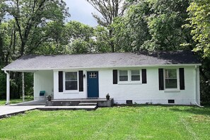 Exterior - Relax Here! Nashville's Northern Retreat (Gallatin)