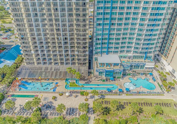 Exterior - Modern*Oceanfront2BR*Pools*Downtown*HoneymoonSuite (Myrtle beach)