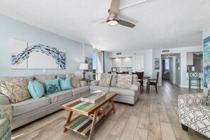 TV - Coastal Elegance Beachfront View (Pensacola)