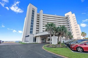 Exterior - Coastal Elegance Beachfront View (Pensacola)