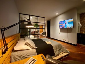 1 Schlafzimmer, Schreibtisch, Bügeleisen/Bügelbrett, WLAN