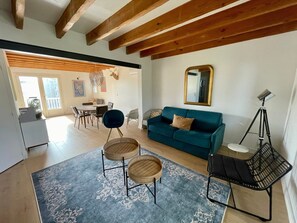 TV - Flat in St Ferdinand district (Arcachon)