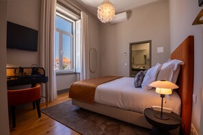 Habitació clàssica, vistes al pati | Llençols de cotó egipci i roba de llit d'alta qualitat 