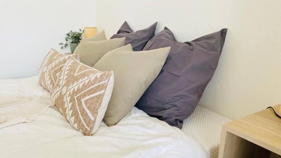 Spacious 1bed in City Center
