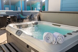 Bain à remous extérieur